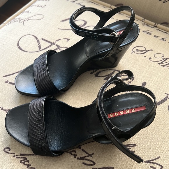 Black Prada shoes, very cute. - Picture 6 of 6